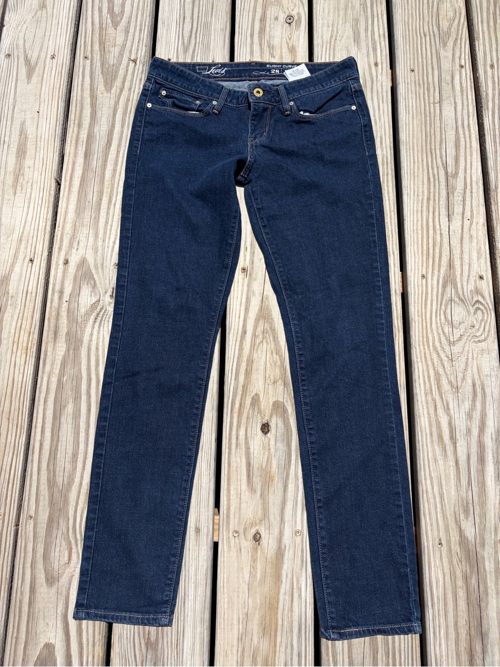 Levis Slight Curve Mid Rise Skinny Jeans Womens Sz 28 Dark Wash actual 28x32